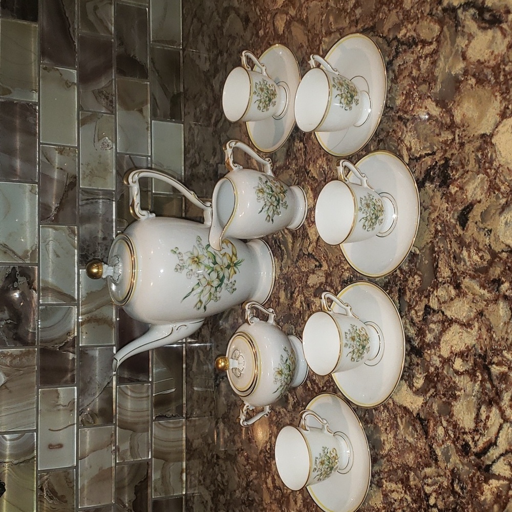 Vintage Teapot set by H&C Selb
